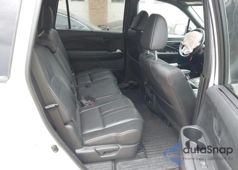 2022 Honda Passport Awd Trailsport z USA, uszkodzony, nr VIN 5FNYF8H68NB010244